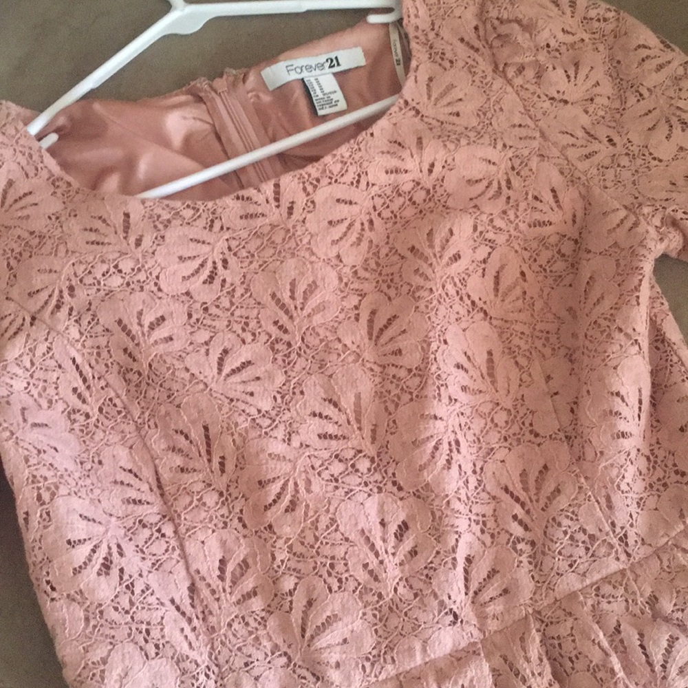 Forever 21 Blush Lace Dress